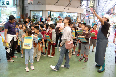 城岳小学校　マチグヮーたんけん