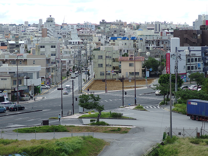 浦添西原線（港川道路）