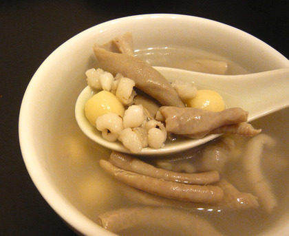 台湾小吃「花蓮」のブログ:四神湯（中身の薬膳スープ）