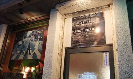 ABBEY ROAD✿BAR✿