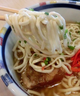 ライズカフェ（メイクマン浦添本店内）