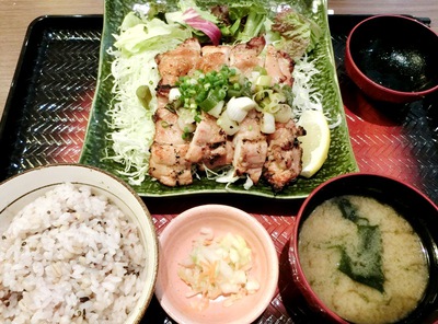 大戸屋・新グランドメニューなど（真嘉比店）