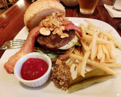 Deckers Cafe のランチタイム（那覇市おもろまち）