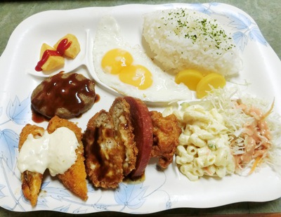 お食事処 三笠 久米店 （那覇市久米・西消防署通り）