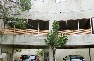 台風でこわれたラティスをルーバーに交換（腹ごなしのＤＩＹ）