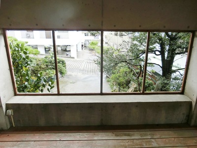 台風でこわれたラティスをルーバーに交換（腹ごなしのＤＩＹ）