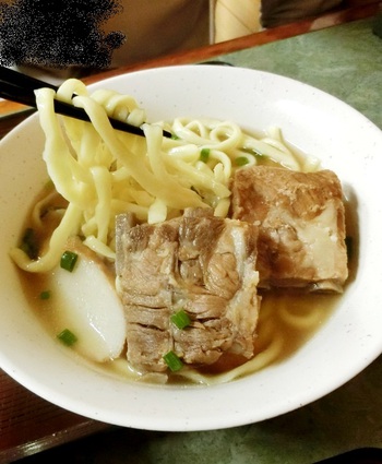 お食事処 三笠 久米店 （那覇市久米・西消防署通り）