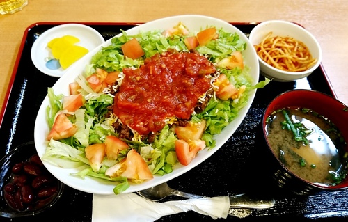 大衆食堂 下町小（那覇市壺屋・太平通り）