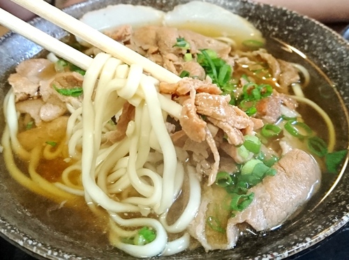 沖縄そば専門店・そば処 天妃そば
