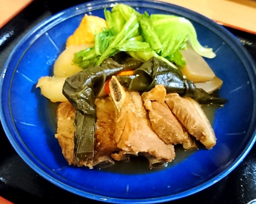 大衆食堂 下町小（那覇市壺屋・太平通り）