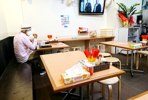 大衆食堂 下町小（那覇市壺屋・太平通り）
