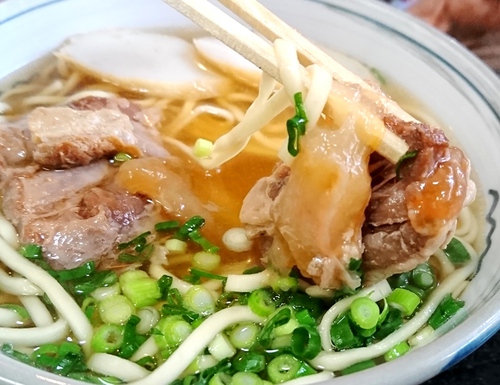 沖縄そば専門店・そば処 天妃そば
