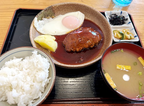 みね食堂 （那覇市首里末吉町）