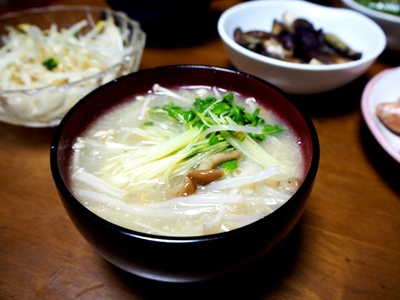 妻が作る朝ごはん（汁物・煮物など）