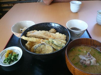 水産物直売所が名護漁港に新設