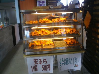水産物直売所が名護漁港に新設