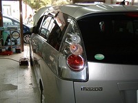 プレマシーにソニックデザイン取り付け！ 2009/12/30 11:17:31