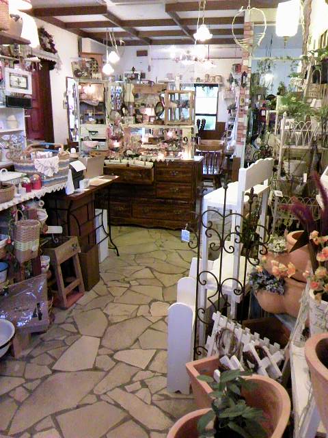 店内の模様替え