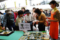 「花食フェス」初日15時で完売御礼♪ 2012/02/04 21:29:15