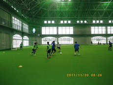 第2回　（おじー）と（わらばー）の6人制サッカー交流試合