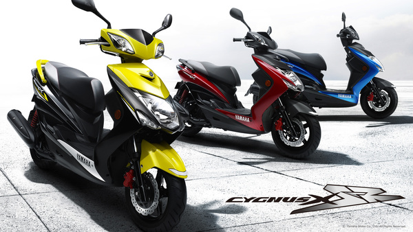 待望の15年モデル新登場 ヤマハ シグナスx125sr リリース Light House 819 Blog ライトハウス 819 ブログ
