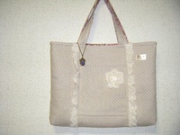 バッグを入荷♪ 2012/02/19 08:14:00