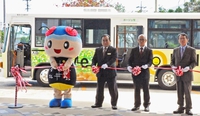 ＥＶバス「ガージュ号」久米島で実証実験始まる 2014/04/17 20:39:08
