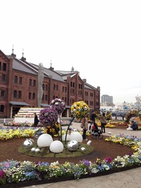 横　浜