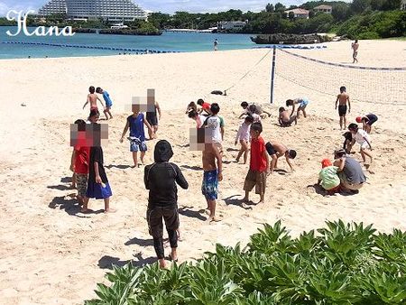 沖縄　子育て　育児　海　バーベキュー