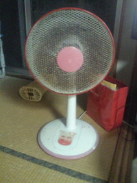 今日は扇風機 2010/12/02 21:57:36