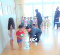 朝の様子＆英会話と園庭遊びです☆