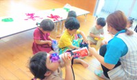朝の様子＆英会話と園庭遊びです☆