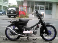 スーパーカブ　トラッカー仕様発見！ 2011/04/26 19:04:23