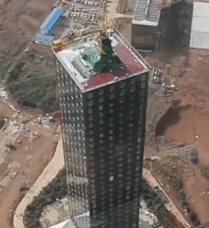 わずか１５日間で建てられた中国のホテル
