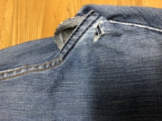 お直し:ジーンズのほつれ直し♪