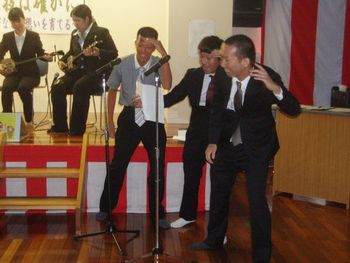 ヒューマン１０月生の卒業式