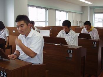 宜野座高校１年～学校見学～