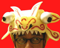 シーサーかぶりもの。