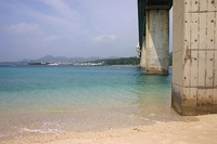 反湾海滨　（瀬底岛） 2009/04/23 19:00:00
