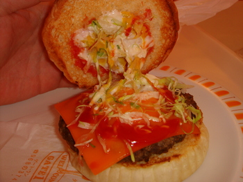 GATE1（金武）の「チーズバーガー」