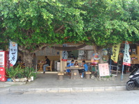 「まいむ」（奥武島）の「手作りチーズバーガー」 2009/09/21 09:59:52
