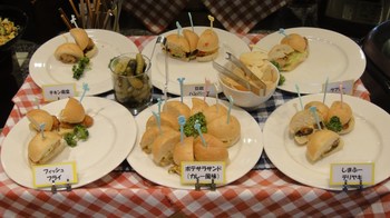 ＡｌｅｔｔＡ（ホテル ロコアナハ）の「アレッタバーガー」