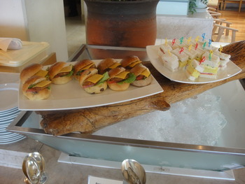 沖縄のハンバーガーを食べつくした？