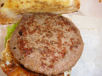 ジェッタバーガーマーケットの「ハワイアンデラックスバーガー」