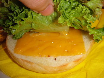 パームスカフェ（新都心）の「オールドファッションバーガー」