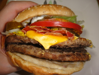 キャンプシュワブ（名護市辺野古）の「ハンバーガー」