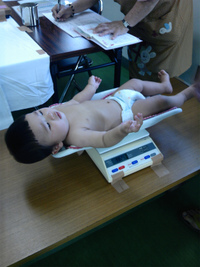 乳児検診 2011/04/11 18:57:18