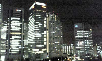 東証一部上場