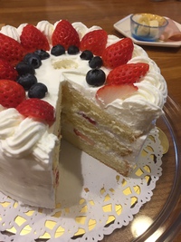 今年のケーキ^ - ^