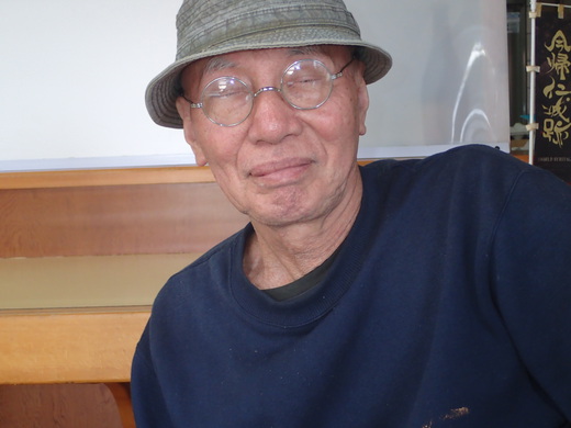 島武己さんの製作工房をご紹介致します。